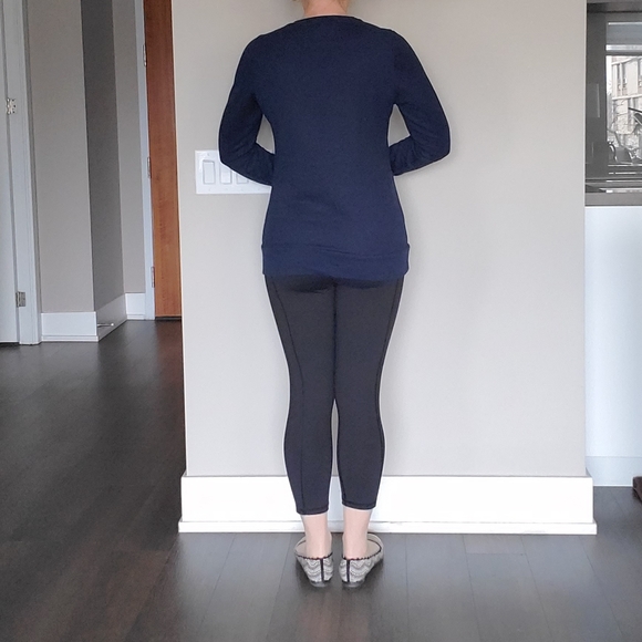 Harvard University Sweatshirt - Picture 3 of 16